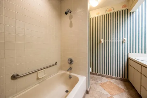 1034 NW 61st Terrace Gainesville FL 32605