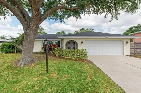4415 Charing Cross Road Sarasota FL 34241