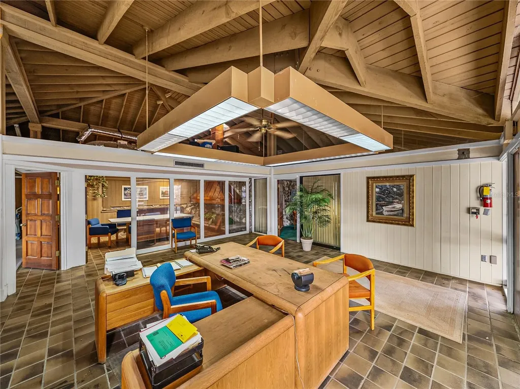 13924 7th Street Dade City FL 33525