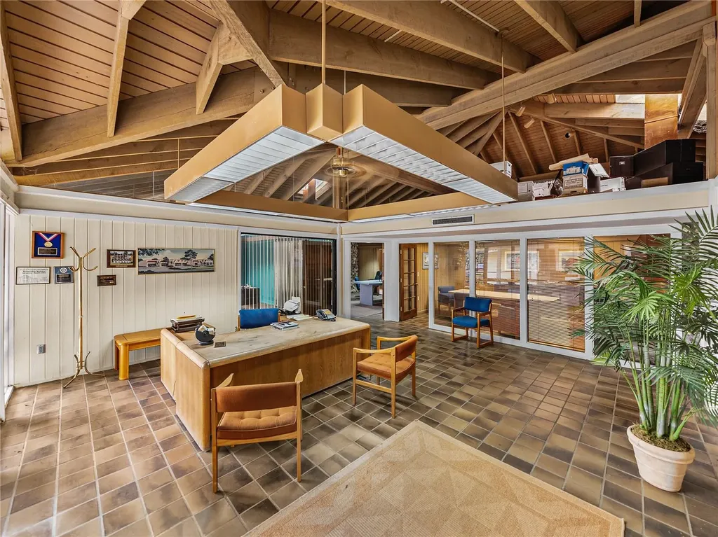 13924 7th Street Dade City FL 33525