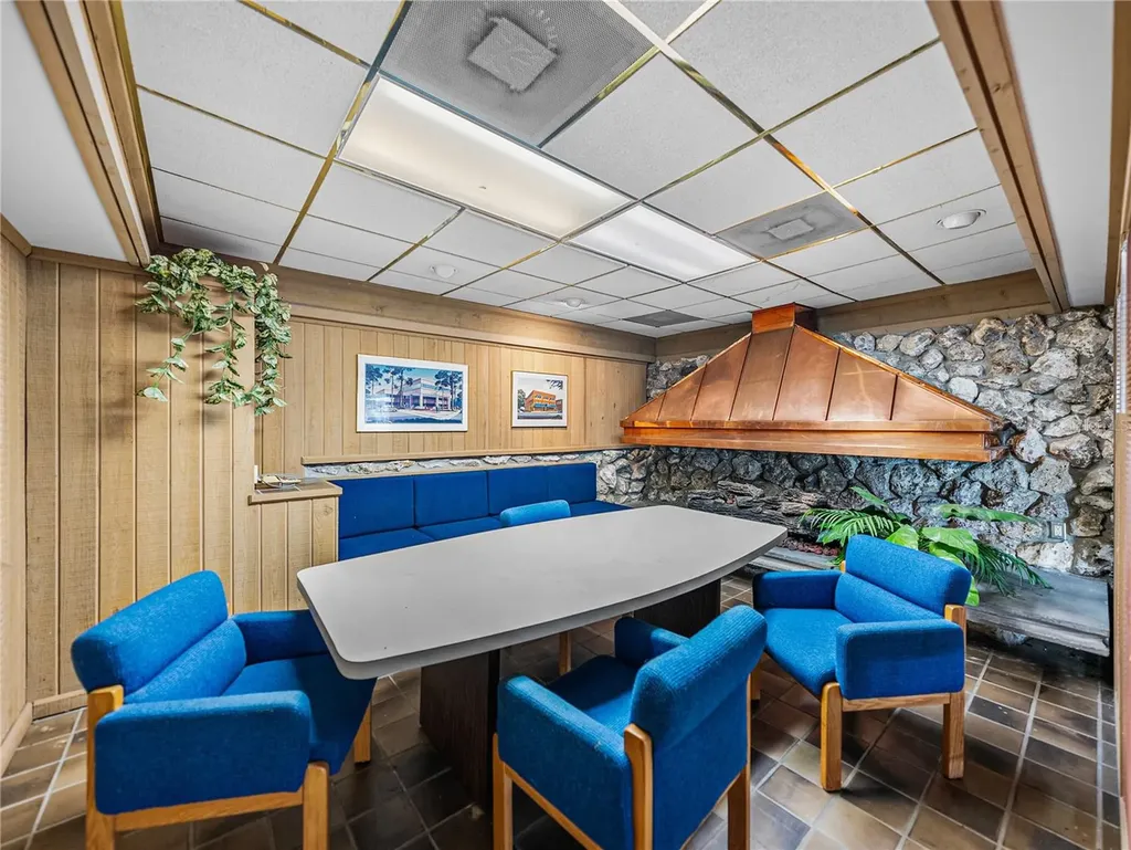 13924 7th Street Dade City FL 33525