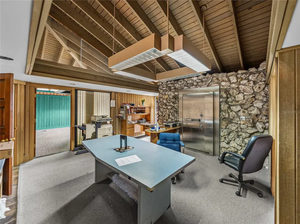 13924 7th Street Dade City FL 33525