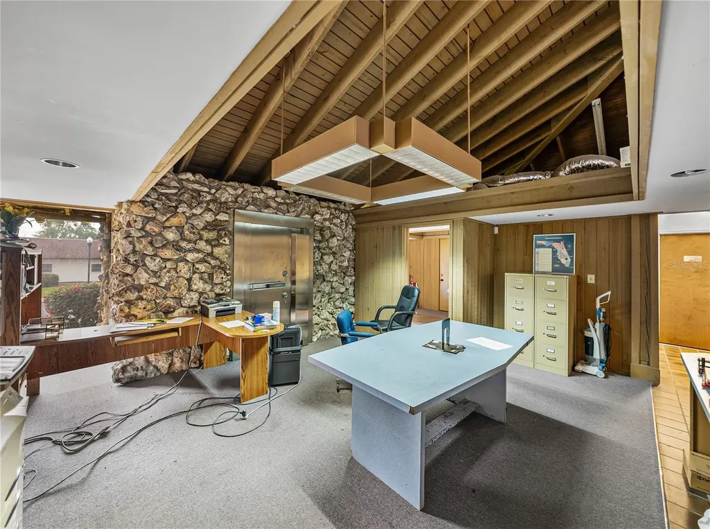 13924 7th Street Dade City FL 33525