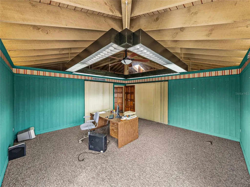 13924 7th Street Dade City FL 33525