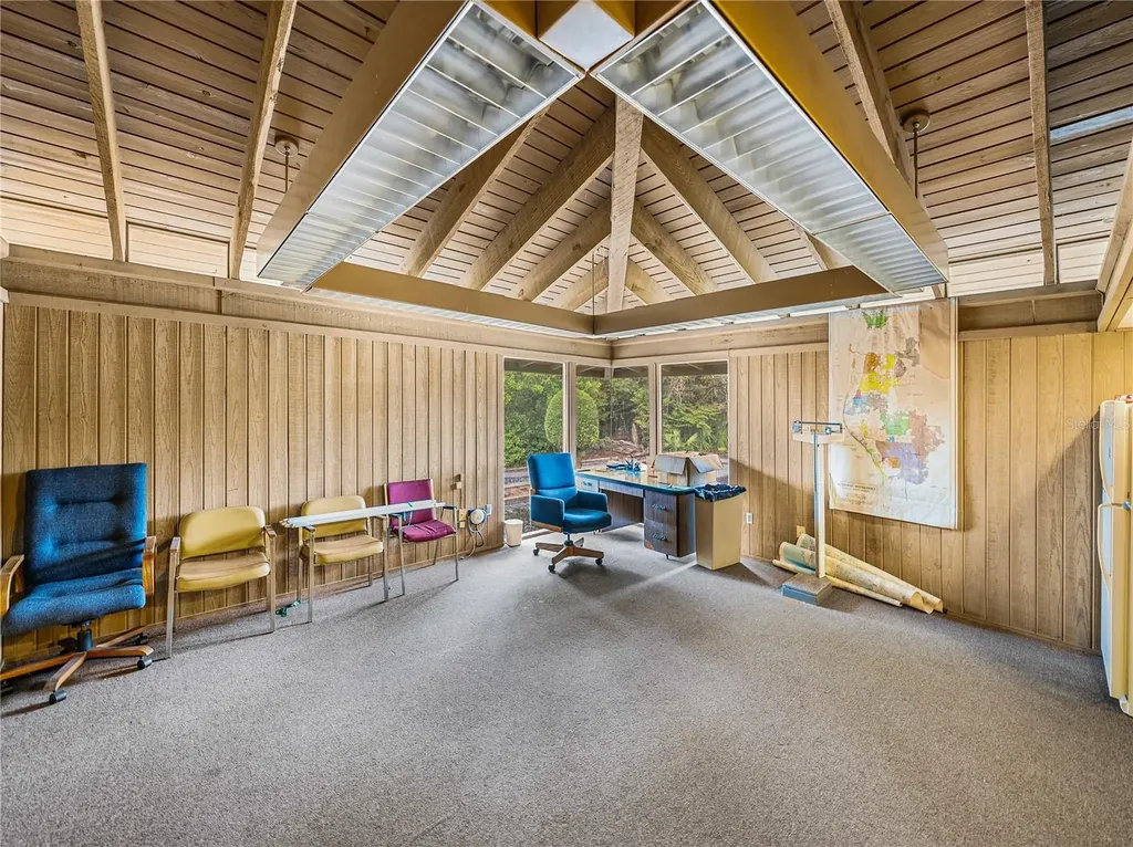 13924 7th Street Dade City FL 33525