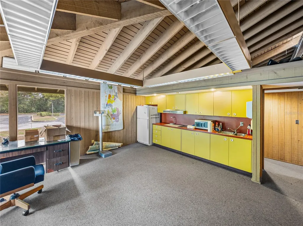 13924 7th Street Dade City FL 33525