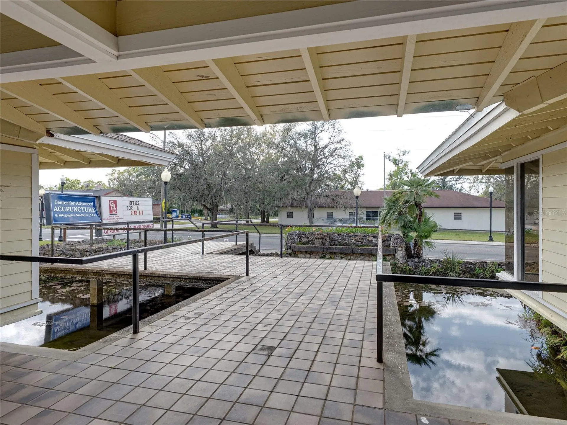 13924 7th Street Dade City FL 33525