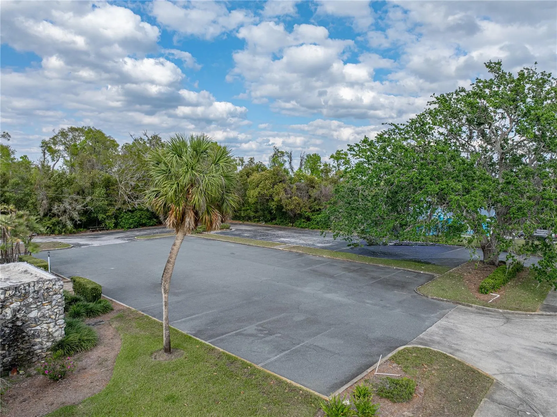 13924 7th Street Dade City FL 33525