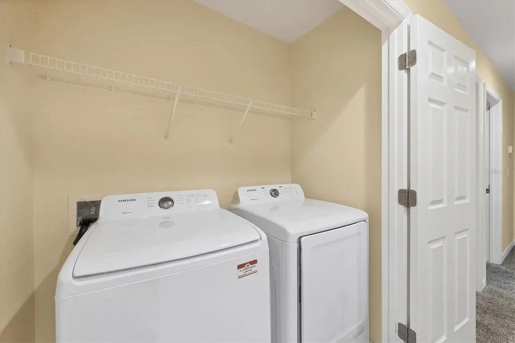 1033 Grantham Drive Sarasota FL 34234