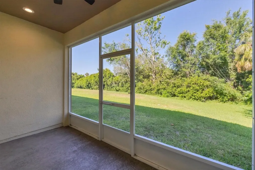 1033 Grantham Drive Sarasota FL 34234