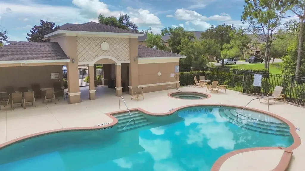 1033 Grantham Drive Sarasota FL 34234
