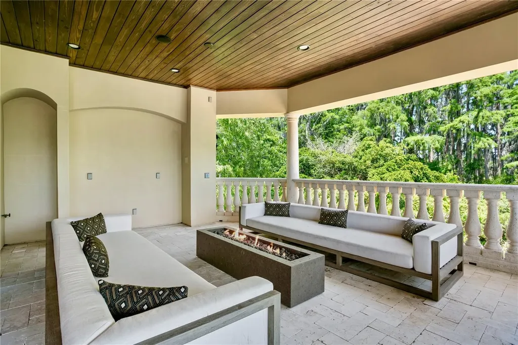 1102 Merry Water Drive Lutz FL 33548