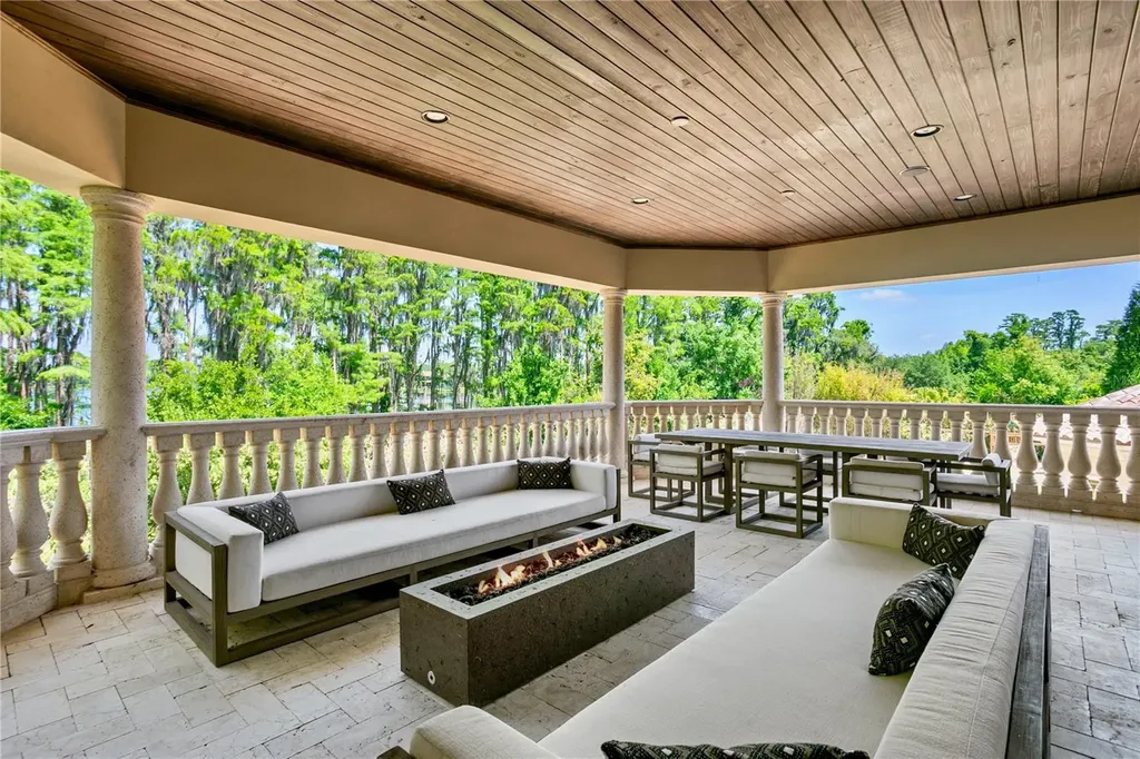 1102 Merry Water Drive Lutz FL 33548