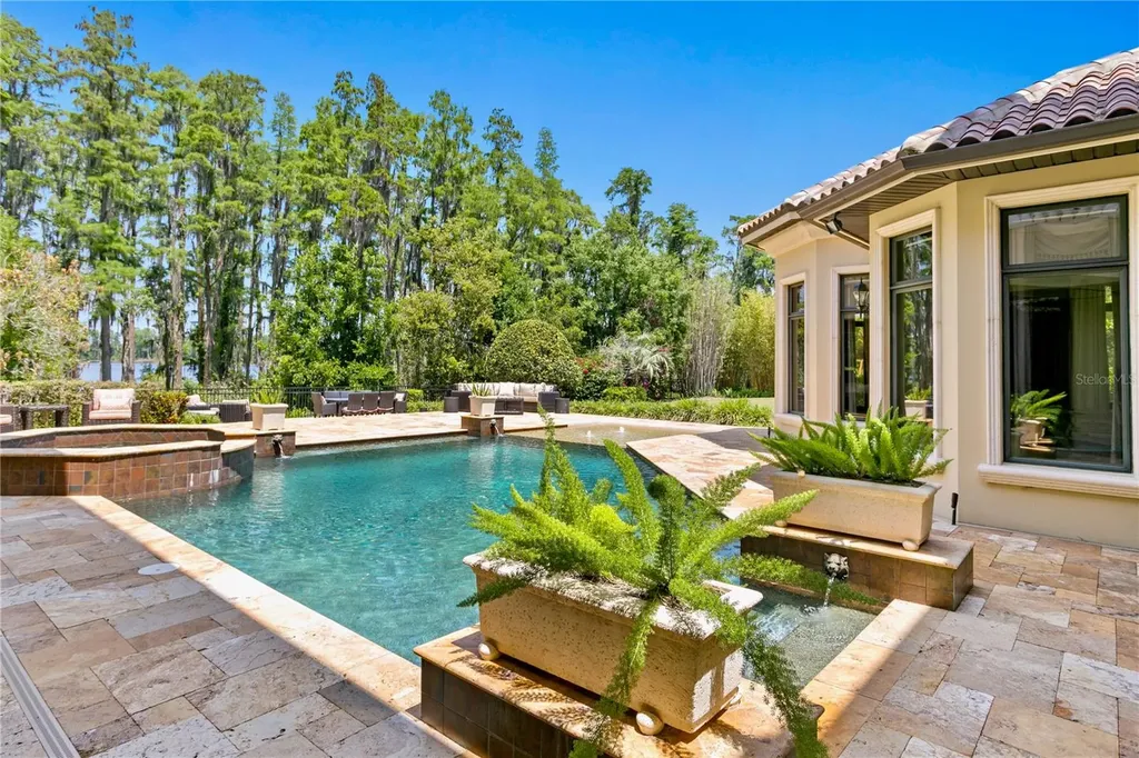 1102 Merry Water Drive Lutz FL 33548