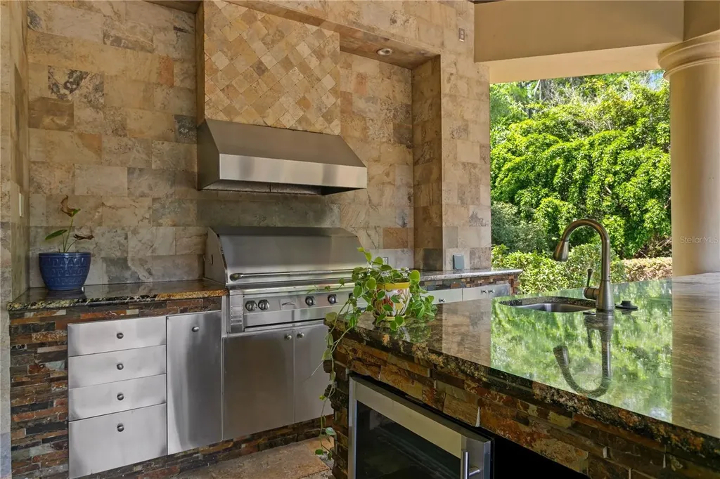 1102 Merry Water Drive Lutz FL 33548
