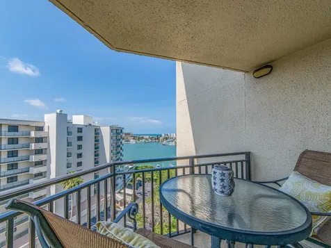 690 Island Way Clearwater Beach FL 33767