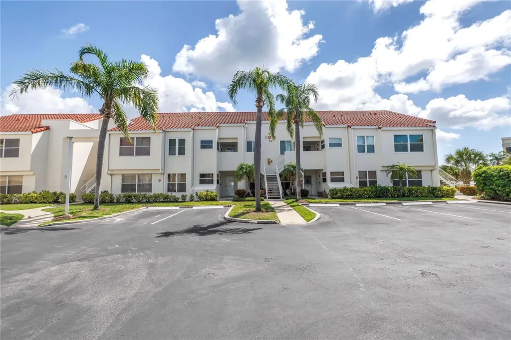 6011 Bahia Del Mar Boulevard St Petersburg FL 33715
