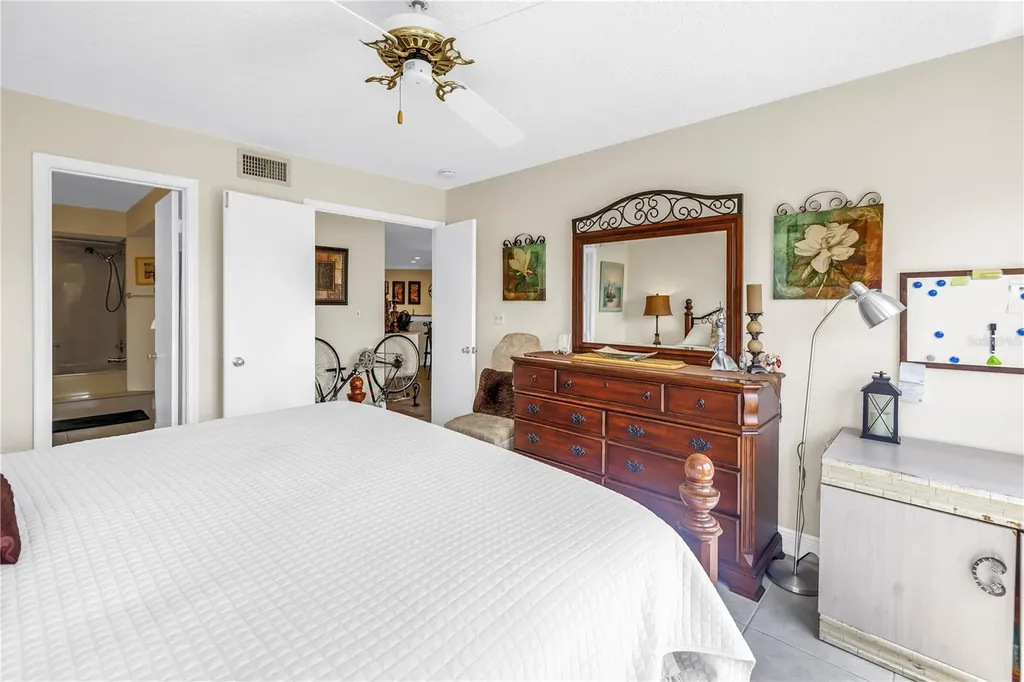 6011 Bahia Del Mar Boulevard St Petersburg FL 33715