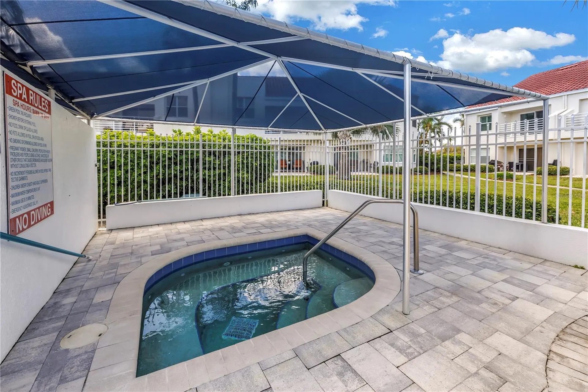 6011 Bahia Del Mar Boulevard St Petersburg FL 33715