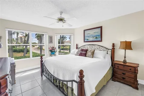 6011 Bahia Del Mar Boulevard St Petersburg FL 33715