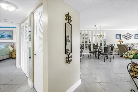 6011 Bahia Del Mar Boulevard St Petersburg FL 33715