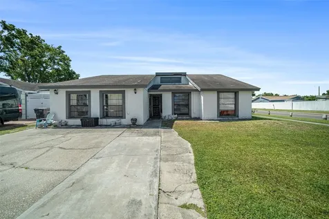 10106 Springtree Court Tampa FL 33615
