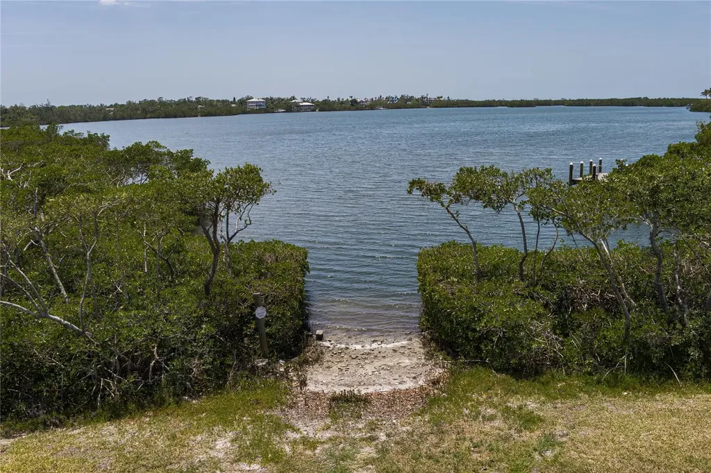 818 Bayou Point Court Terra Ceia FL 34250