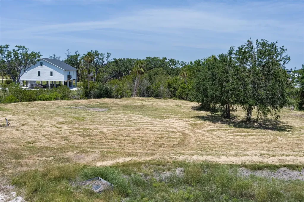 818 Bayou Point Court Terra Ceia FL 34250