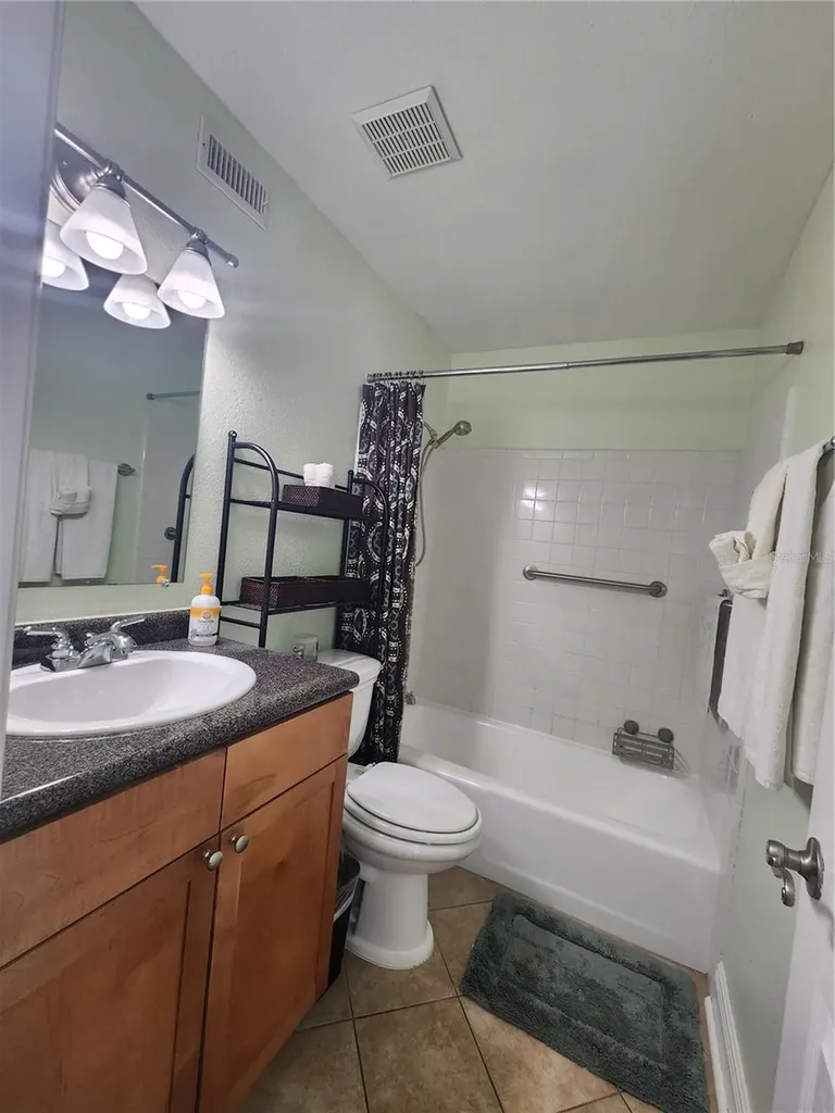 5215 Coquina Key Drive SE St Petersburg FL 33705