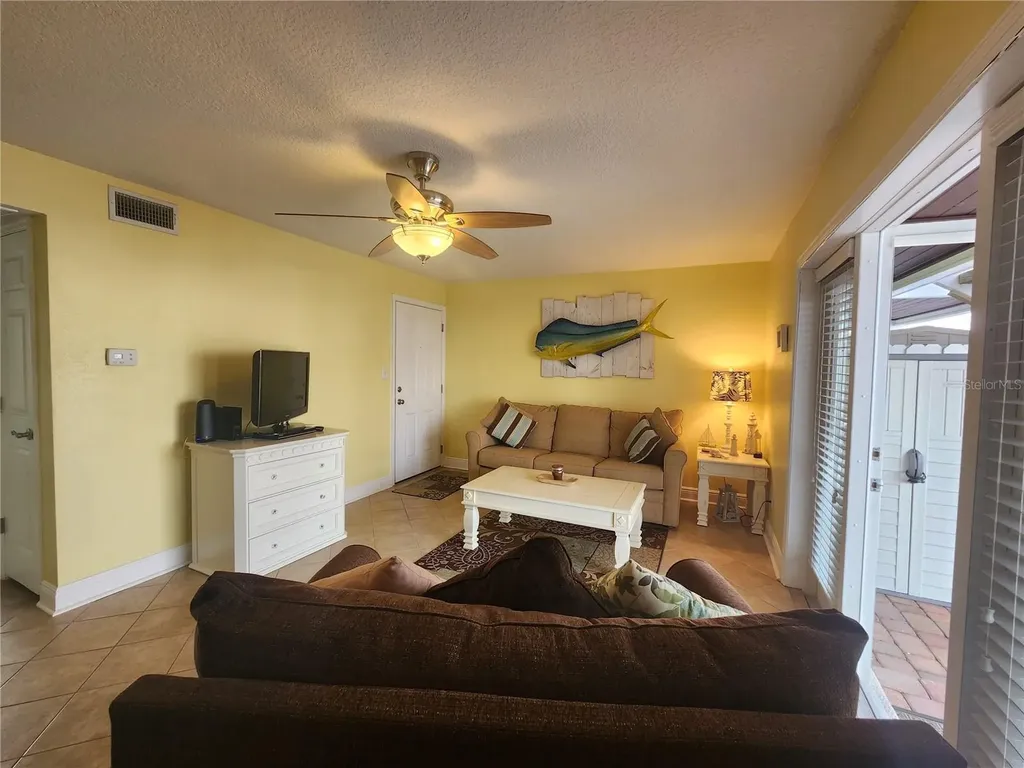 5215 Coquina Key Drive SE St Petersburg FL 33705
