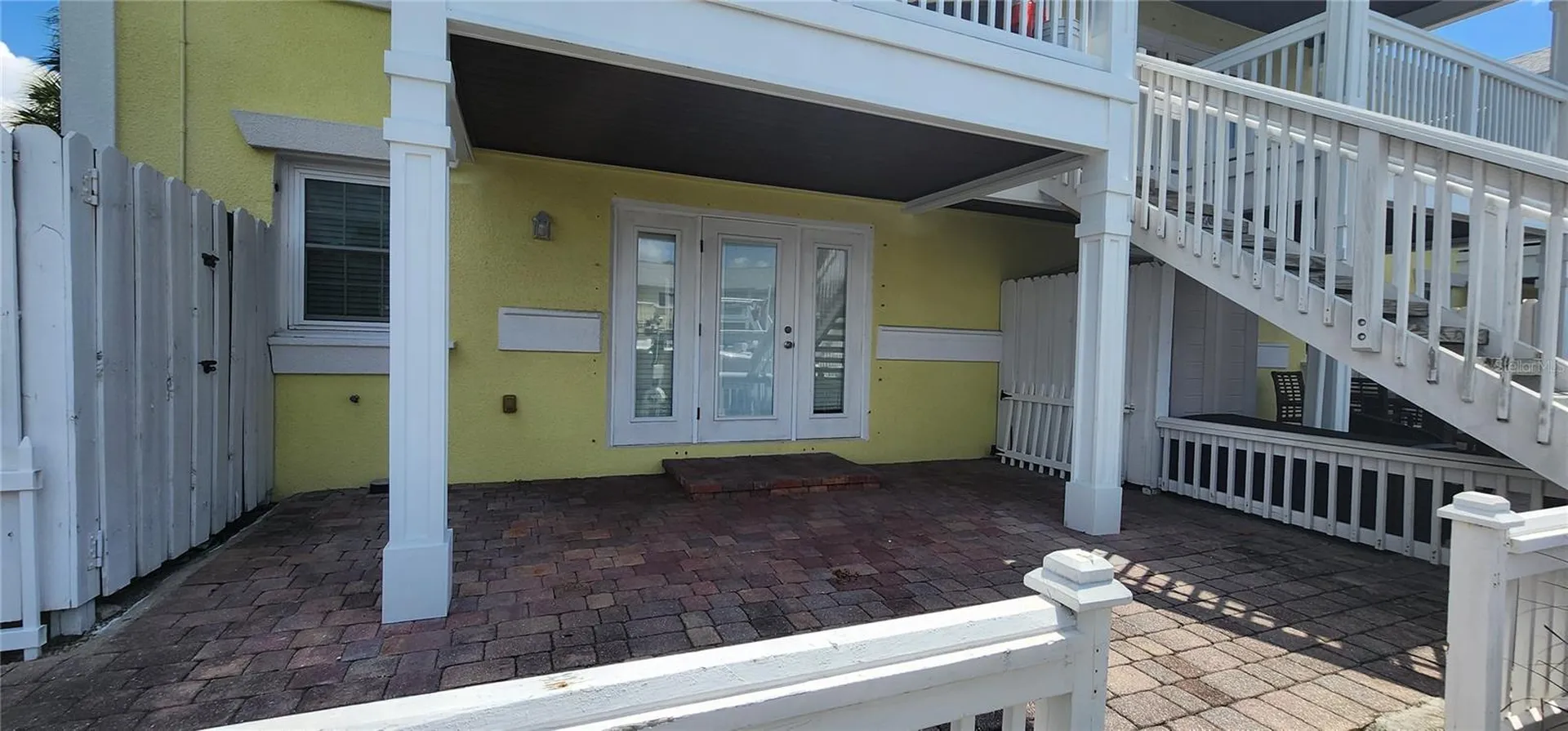 5215 Coquina Key Drive SE St Petersburg FL 33705