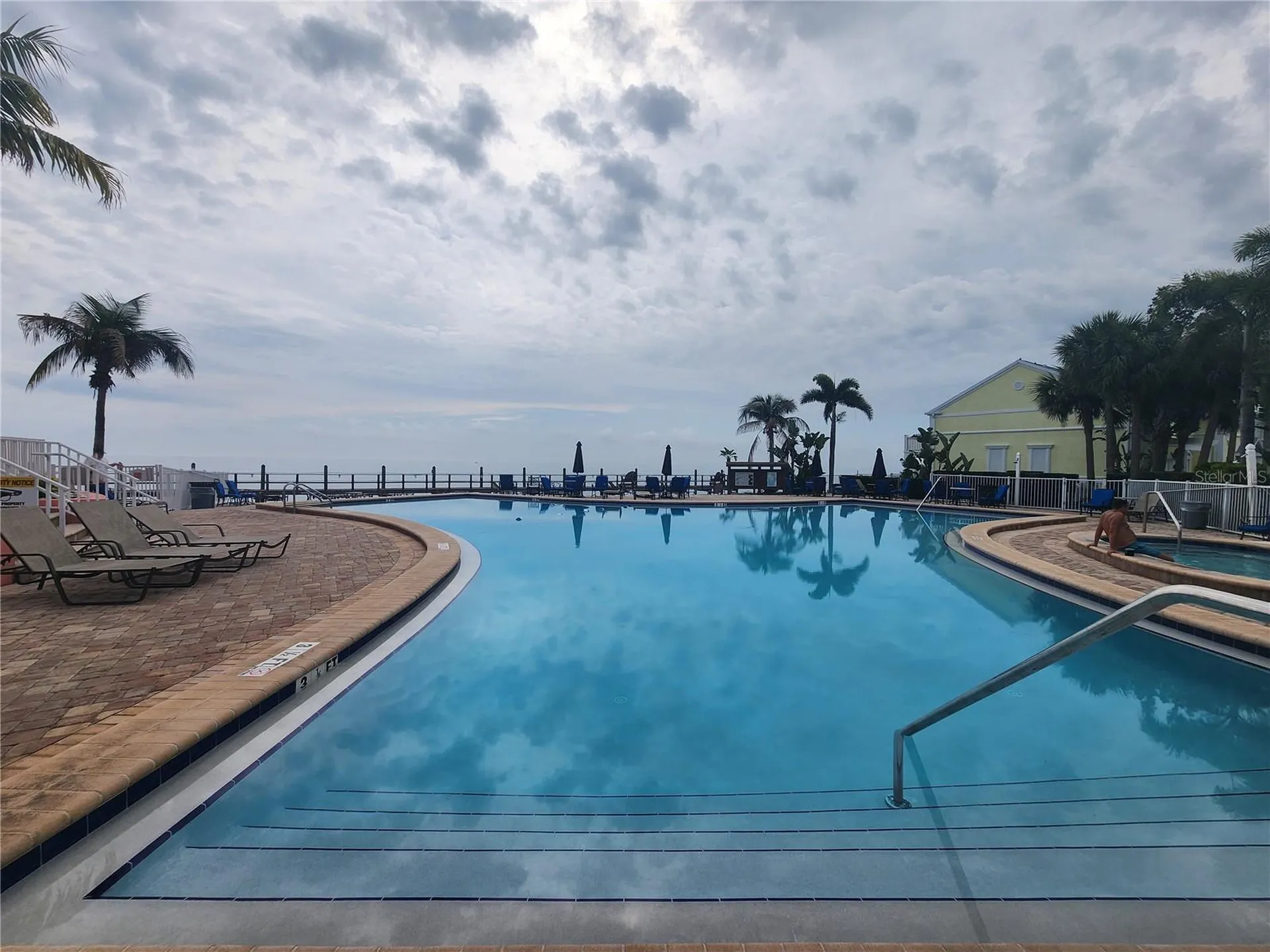 5215 Coquina Key Drive SE St Petersburg FL 33705