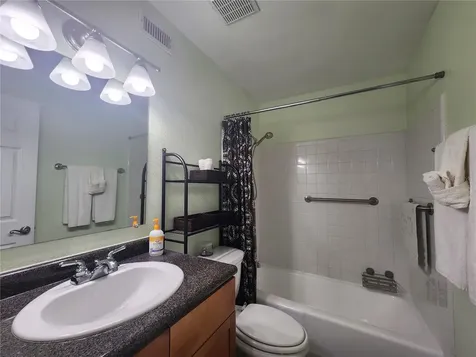 5215 Coquina Key Drive SE St Petersburg FL 33705
