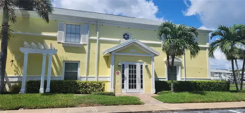 5215 Coquina Key Drive SE St Petersburg FL 33705