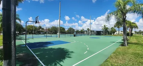 5215 Coquina Key Drive SE St Petersburg FL 33705