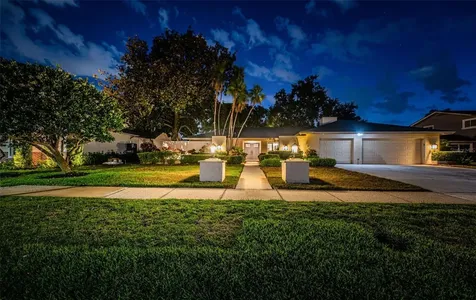 2950 Meadow Hill Drive Clearwater FL 33761