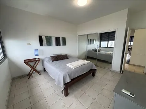 5757 Ave Isla Verde Carolina PR 00979