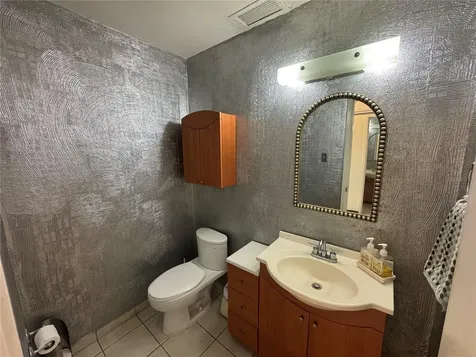 5757 Ave Isla Verde Carolina PR 00979