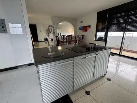 5757 Ave Isla Verde Carolina PR 00979