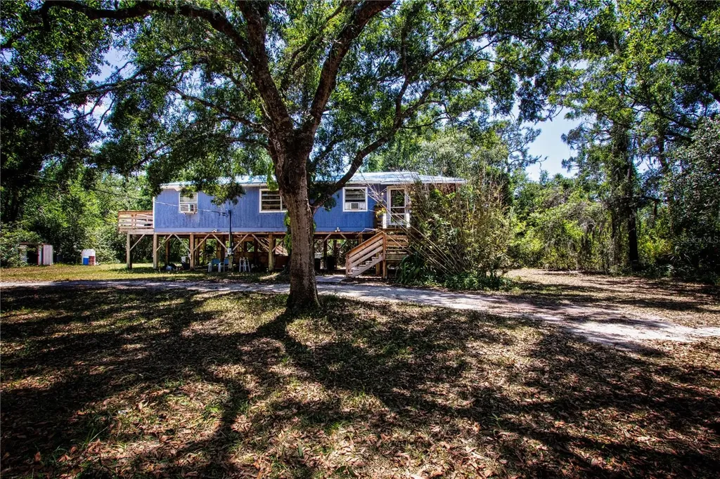 1616 Lightfoot Road Wimauma FL 33598