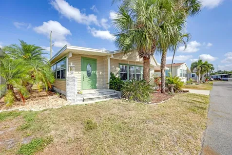 2100 Kings Highway Port Charlotte FL 33980