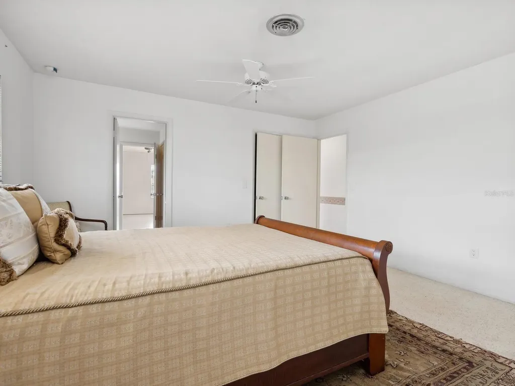 1014 Contento Street Sarasota FL 34242