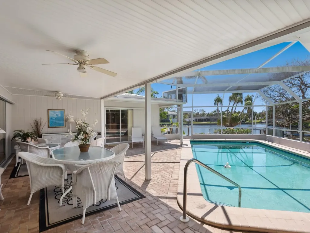 1014 Contento Street Sarasota FL 34242