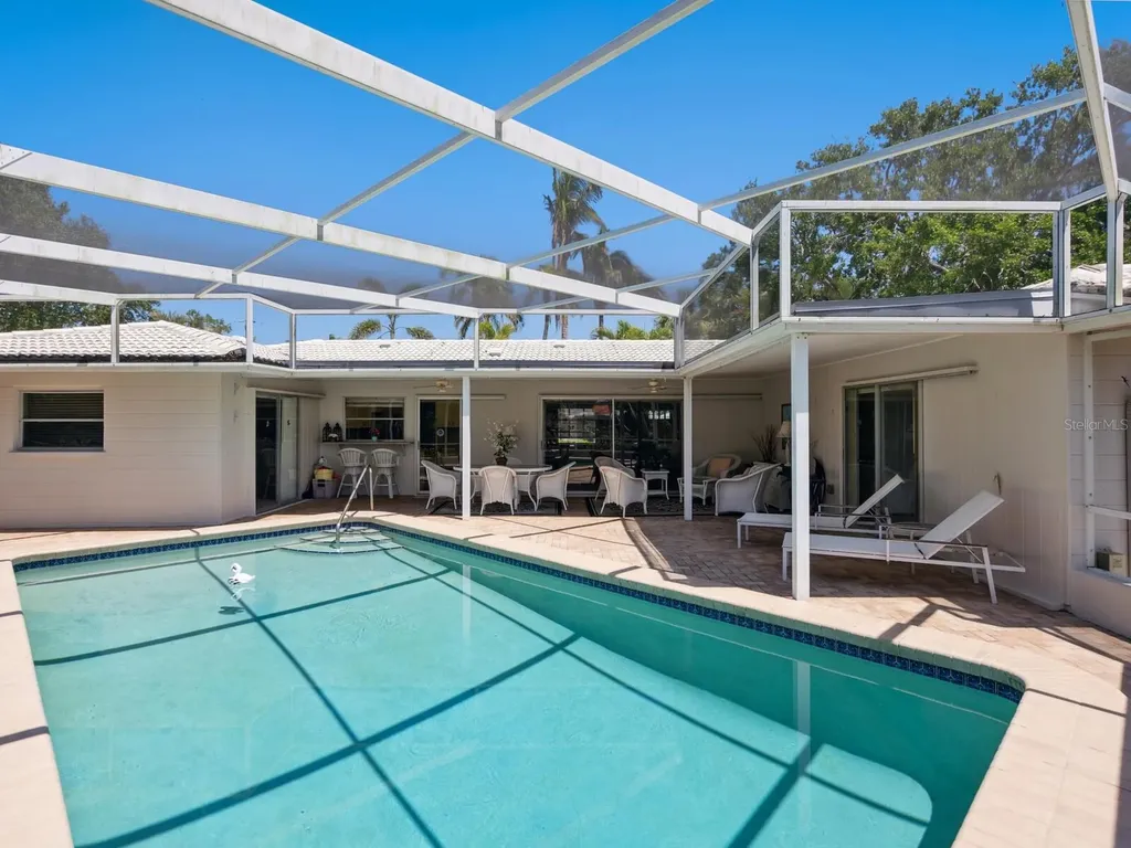 1014 Contento Street Sarasota FL 34242