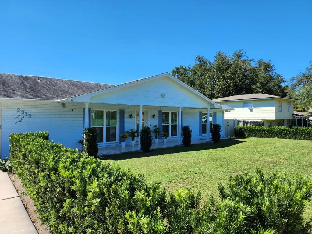 2310 Medford Lane Brandon FL 33511