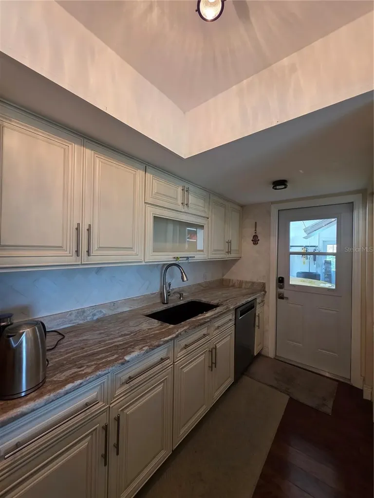 2310 Medford Lane Brandon FL 33511