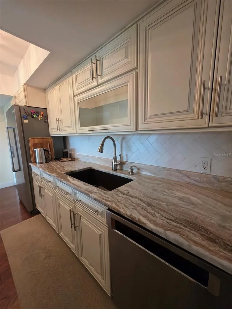 2310 Medford Lane Brandon FL 33511