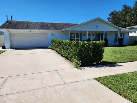 2310 Medford Lane Brandon FL 33511