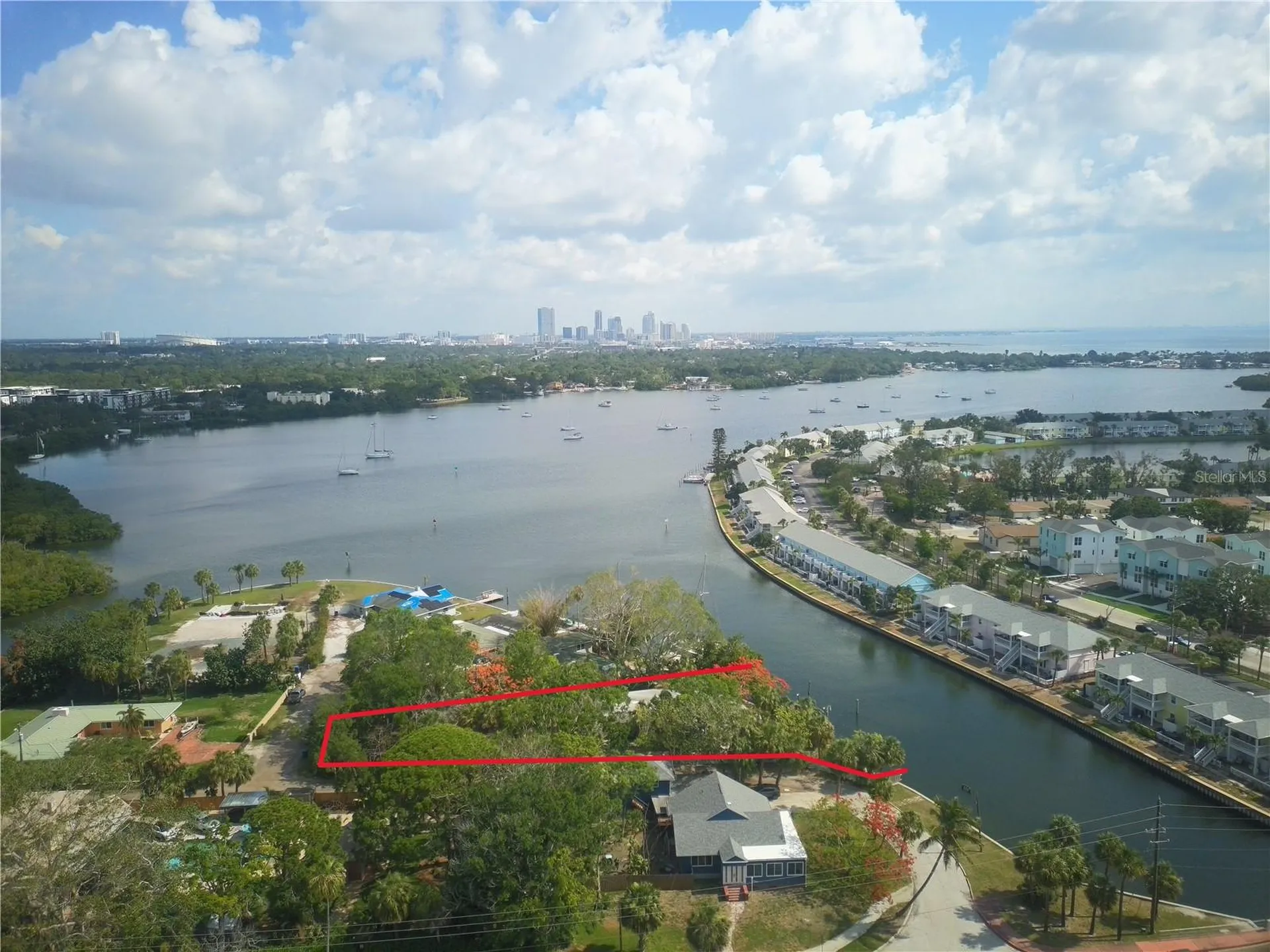 6 Sea Lane S St Petersburg FL 33705