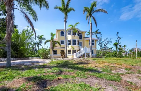 9315 9TH Avenue NW Bradenton FL 34209